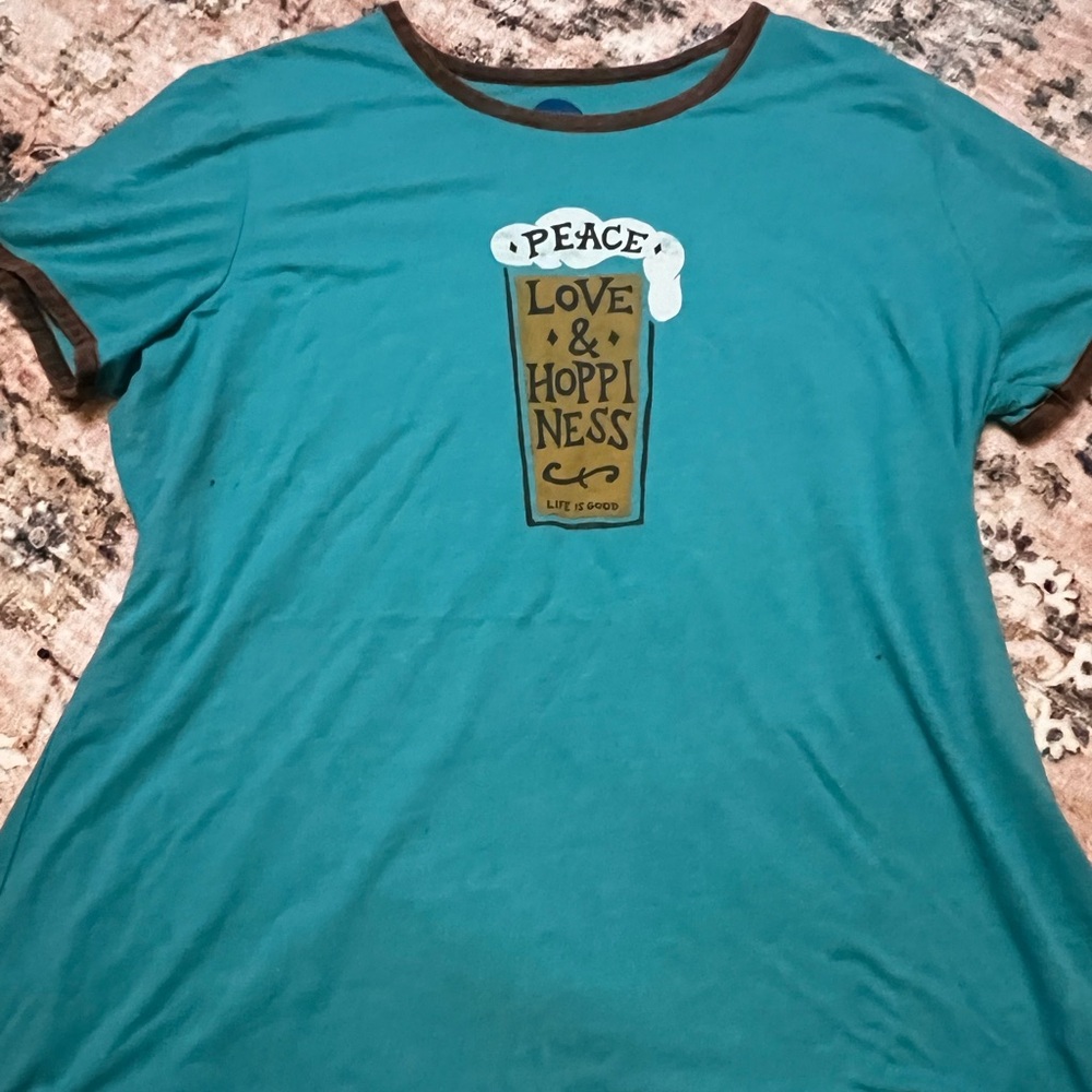 Lifes Good tee